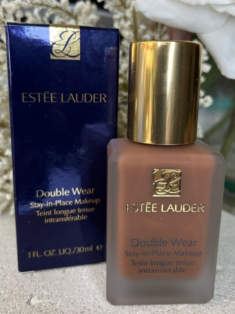 Estée Lauder Double Wear Stay-in-Place In Shade 8N1 BNIB